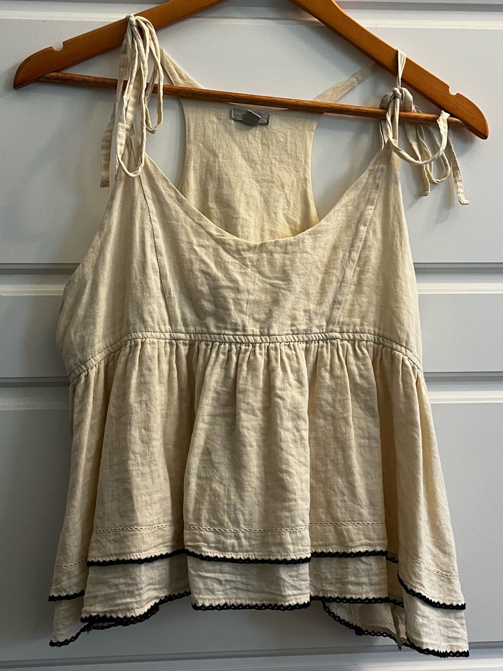 Eoote Women’s Cream Tie-Shoulder Peplum Tank Top with Black Trim Size M